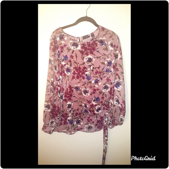 Long Sleeve, Ruched Side, Floral Blouse - Picture 2 of 4